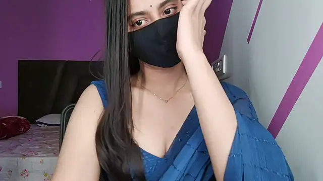 Snapshot of Tanya-mittal chatting on February 25, 2026, 6:41 pm Tanya-mittal online show from February 25, 2026, 6:41 pm