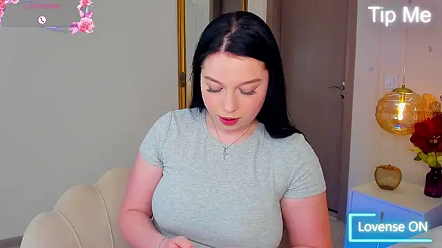 LexiePat online show from April 17, 2026, 12:19 pm