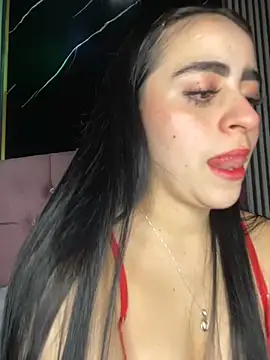 Snapshot of Elha_20 chatting on October 22, 2025, 3:50 am Elha 20 online show from October 22, 2025, 3:50 am
