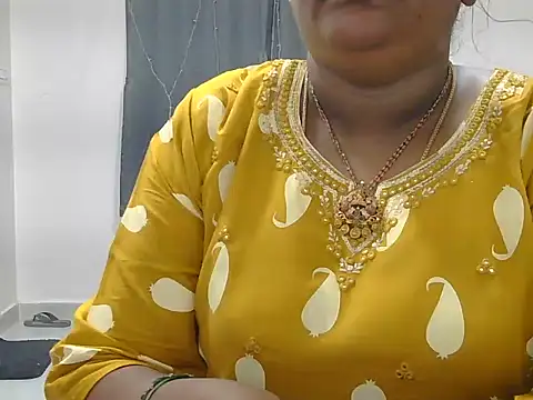 Snapshot of Nisha-telugu chatting on July 25, 2026, 2:01 pm Nisha-telugu online show from July 25, 2026, 2:01 pm