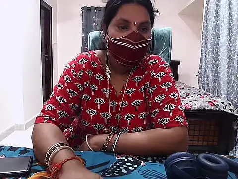 Snapshot of Nisha-telugu chatting on June 15, 2026, 1:33 pm Nisha-telugu online show from June 15, 2026, 1:33 pm