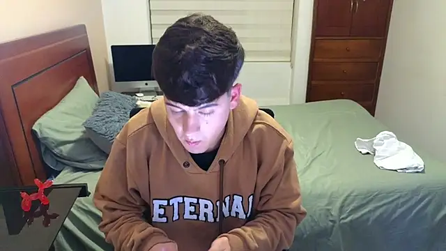 tightncuteass online show from September 30, 2025, 11:22 pm