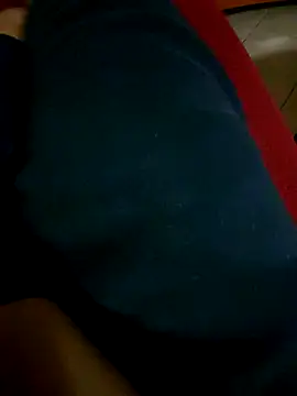 Snapshot of Ara29 chatting on October 21, 2025, 9:14 pm Ara29 online show from October 21, 2025, 9:14 pm