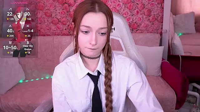 FoxyMayy online show from March 12, 2026, 1:37 pm