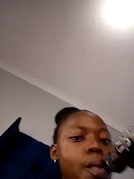 Snapshot of BlackberriesXxx chatting on February 1, 2026, 1:09 pm BlackberriesXxx online show from February 1, 2026, 1:09 pm