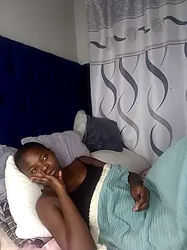 Snapshot of BlackberriesXxx chatting on September 12, 2025, 6:18 pm BlackberriesXxx online show from September 12, 2025, 6:18 pm