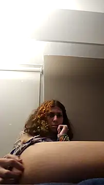 cuddlyavenue online show from September 13, 2025, 3:06 am