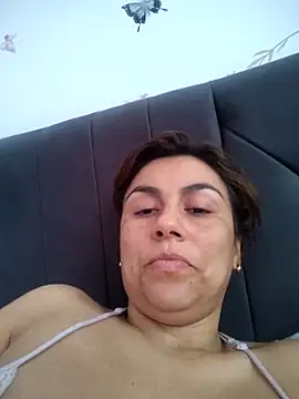 vanessa-titisM online show from May 10, 2026, 5:15 pm