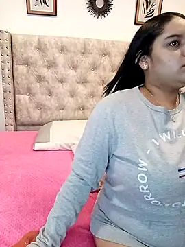 Anabelle 00  online show from October 28, 2025, 3:18 am