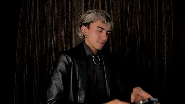 guynextdo0r online show from January 6, 2026, 12:25 am