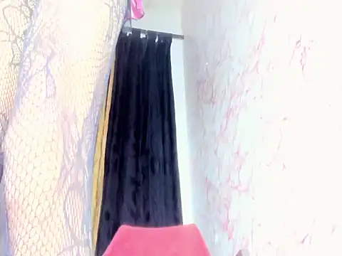 franchescadoll online show from September 17, 2025, 3:08 am