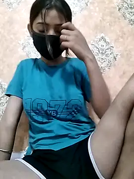 Snapshot of Cutiepie_78 chatting on September 17, 2025, 6:48 am Cutiepie 78 online show from September 17, 2025, 6:48 am