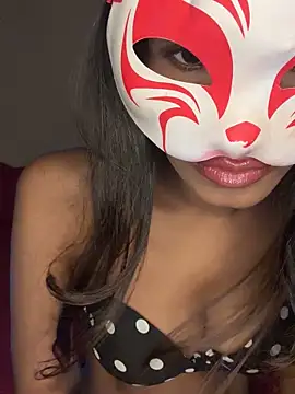 Mira SL online show from November 8, 2025, 6:22 pm