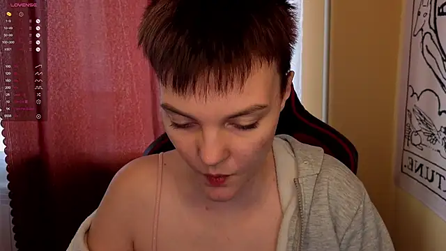 KrisNeal online show from October 10, 2025, 9:32 am