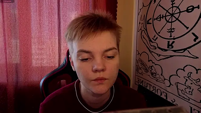 KrisNeal online show from October 15, 2025, 10:12 am