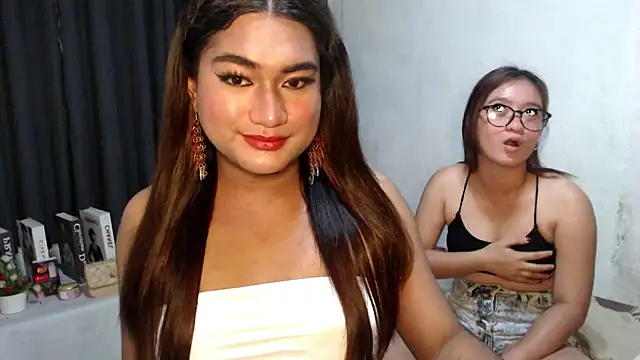 Elysia Fox online show from March 3, 2026, 6:20 am