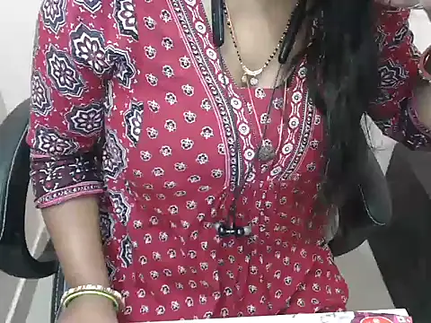 bold naina online show from November 12, 2025, 3:54 am