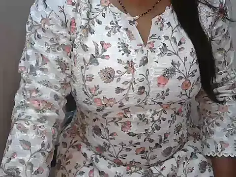 bold naina online show from October 31, 2025, 3:47 am