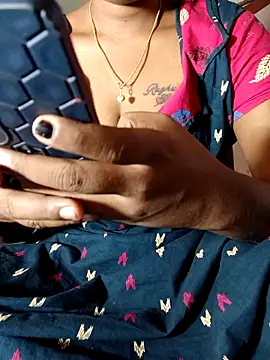 Snapshot of Tamil_Kavitha chatting on March 2, 2026, 5:08 am Tamil Kavitha online show from March 2, 2026, 5:08 am