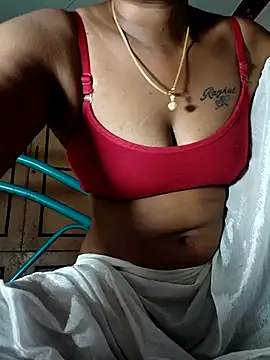 Snapshot of Tamil_Kavitha chatting on February 20, 2026, 5:15 am Tamil Kavitha online show from February 20, 2026, 5:15 am