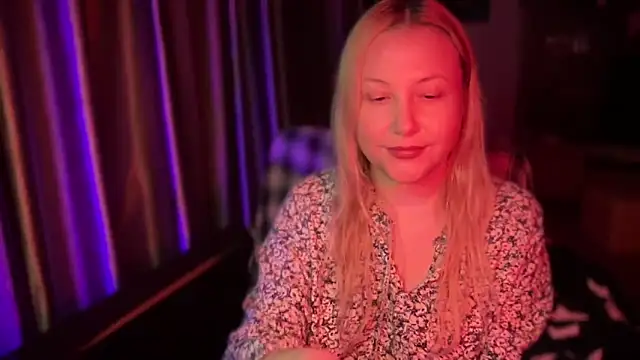 BikiHellena online show from October 29, 2025, 11:36 pm