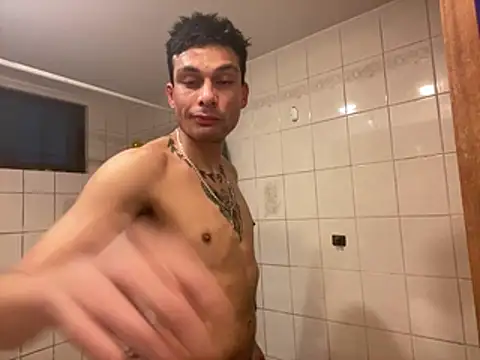 alexzCL online show from July 9, 2026, 2:23 am