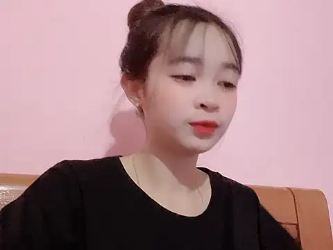 Suna7383 online show from October 18, 2025, 5:26 pm