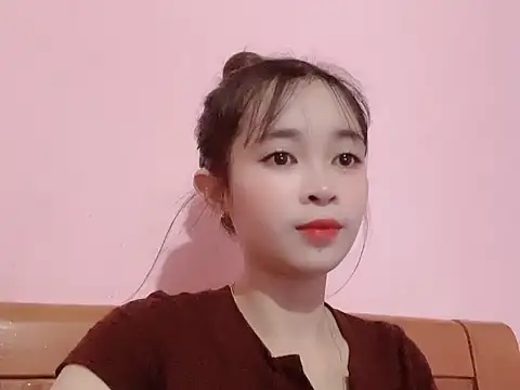 Suna7383 online show from October 19, 2025, 5:16 pm