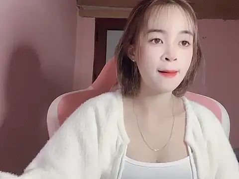 Suna7383 online show from November 30, 2025, 3:13 pm