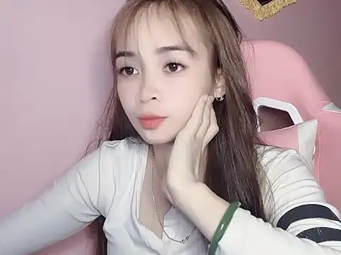 Suna7383 online show from December 21, 2025, 3:57 pm