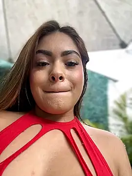 Snapshot of MayaMoanXXX chatting on February 5, 2026, 1:18 pm MayaMoanXXX online show from February 5, 2026, 1:18 pm