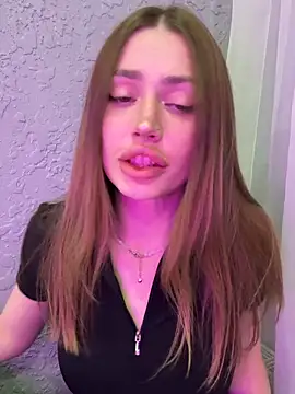 Elizabeth Tay online show from February 26, 2026, 5:46 pm