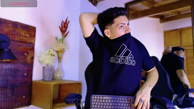 JhosuaVega online show from April 10, 2026, 2:07 am