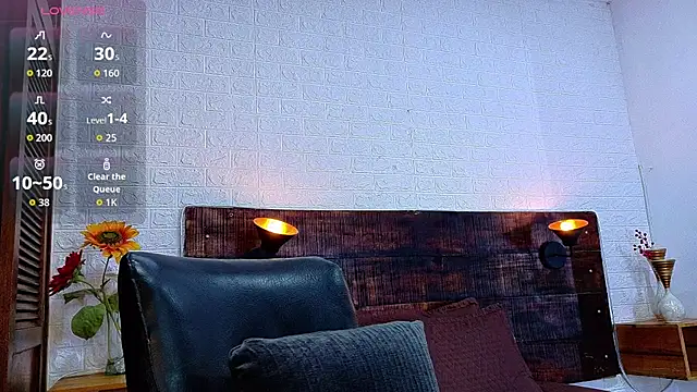 JhosuaVega online show from November 15, 2025, 11:20 pm