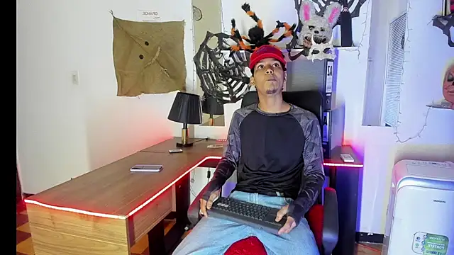 xxKamadevaxx online show from October 31, 2025, 12:35 pm