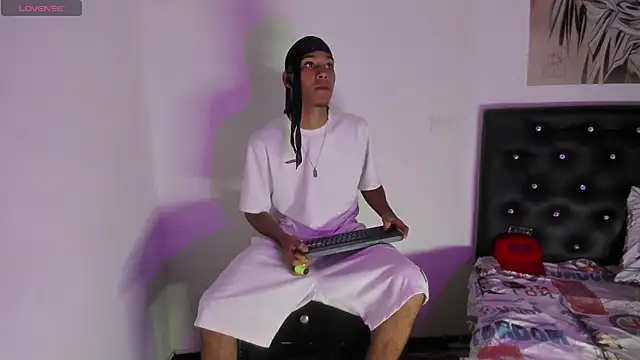 xxKamadevaxx online show from January 8, 2026, 12:38 am