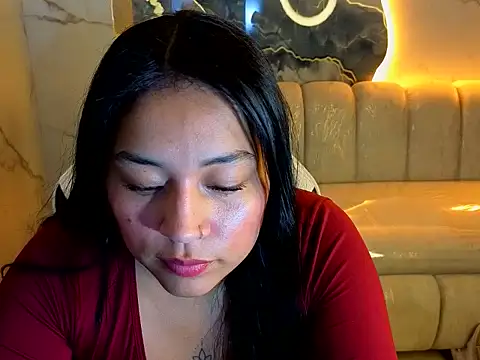 Snapshot of Charlotte_Tx chatting on October 4, 2025, 2:35 am Charlotte Tx online show from October 4, 2025, 2:35 am