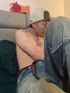 NaytonFreeman online show from December 20, 2025, 11:35 am