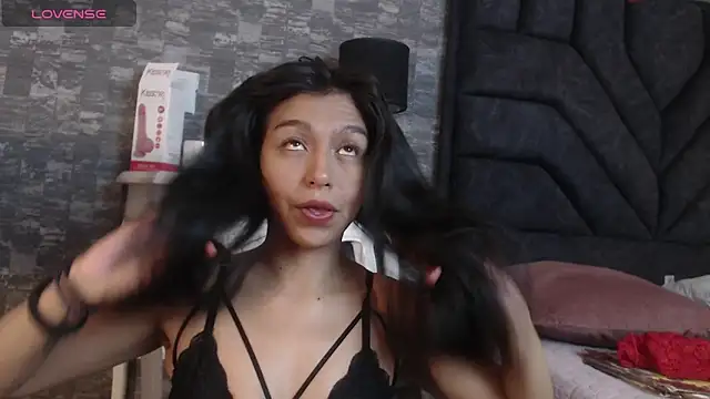 Keila Fg online show from February 25, 2026, 3:40 am