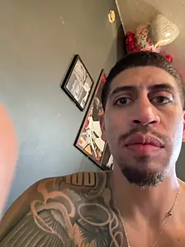 Snapshot of busnfatnutsLildee chatting on February 21, 2026, 10:23 pm busnfatnutsLildee online show from February 21, 2026, 10:23 pm