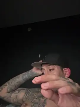 busnfatnutsLildee online show from October 27, 2025, 12:28 pm