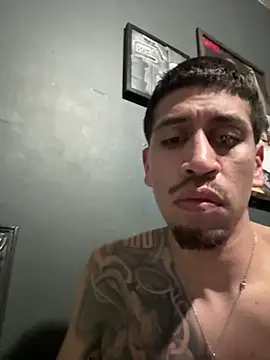 Snapshot of busnfatnutsLildee chatting on February 9, 2026, 2:42 am busnfatnutsLildee online show from February 9, 2026, 2:42 am