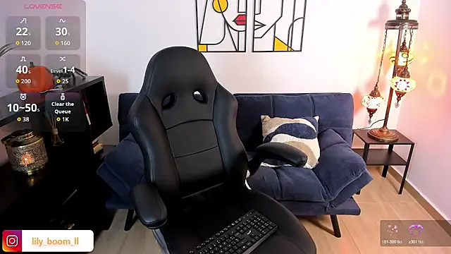 Lyliboomm online show from October 21, 2025, 9:36 pm