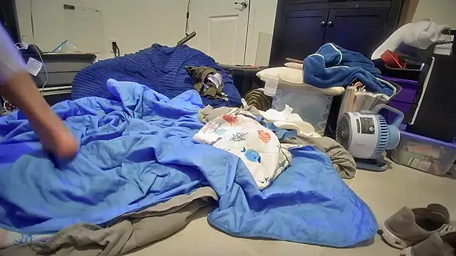 Snapshot of jasoncali305 chatting on November 29, 2025, 9:42 am jasoncali305 online show from November 29, 2025, 9:42 am