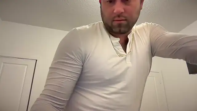 Snapshot of jasoncali305 chatting on February 7, 2026, 6:43 am jasoncali305 online show from February 7, 2026, 6:43 am