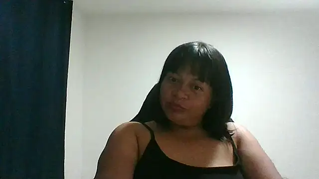 adri89-g online show from March 15, 2026, 11:23 pm