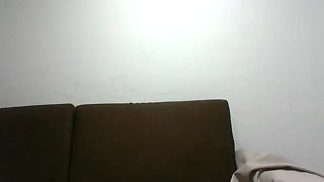 adri89-g online show from February 18, 2026, 12:30 am