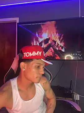 Snapshot of EL_VENEZOLANO_22CM chatting on May 23, 2026, 5:39 am EL VENEZOLANO 22CM online show from May 23, 2026, 5:39 am