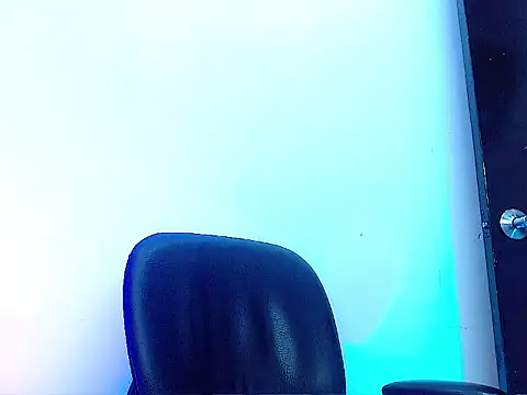 EL VENEZOLANO 22CM online show from November 29, 2025, 3:17 am