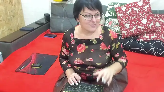 Snapshot of KittyCharm chatting on February 27, 2026, 9:58 pm KittyCharm online show from February 27, 2026, 9:58 pm